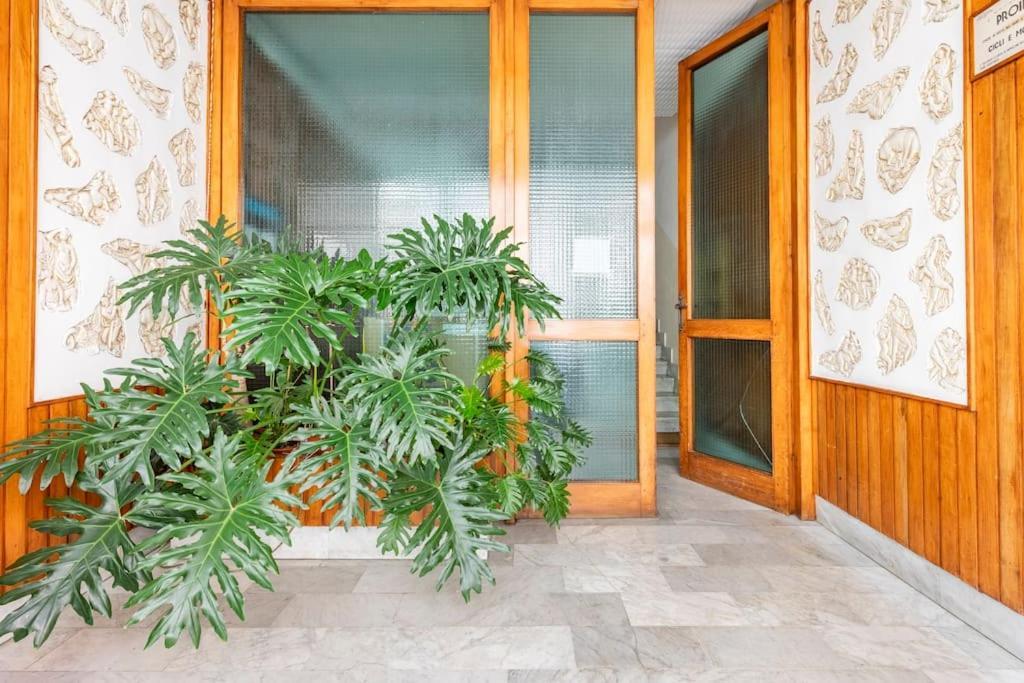 Casa Etruschi - Appartamento Con Posto Auto Livorno Exteriör bild